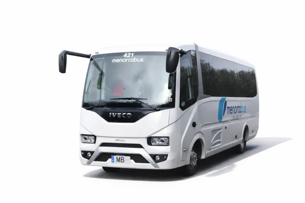 IVECO Daily Minibus · 35 passatgers