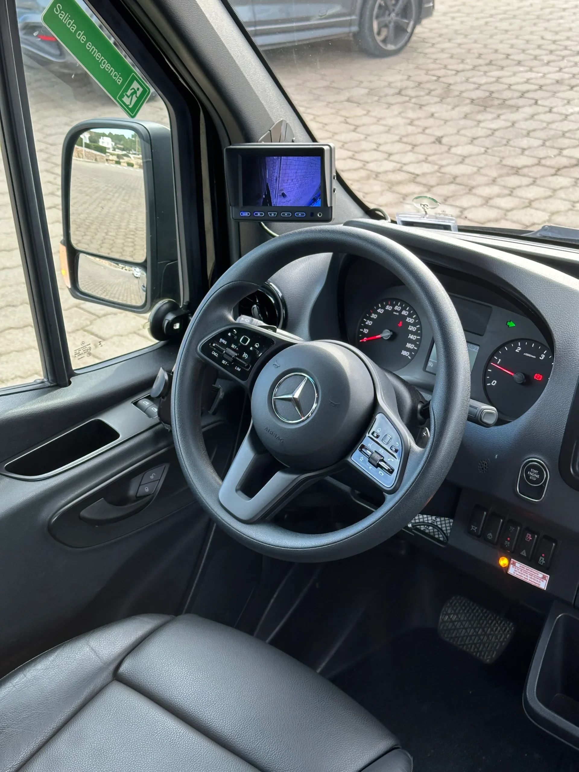 Sprinter 16 plazas Menorca para transfer aeropuerto y traslados privados