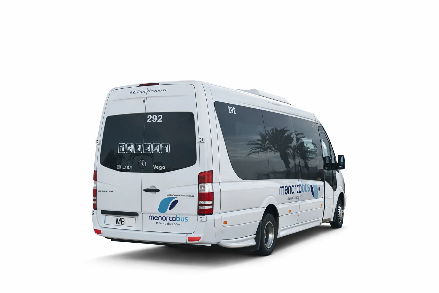 Servicio de transporte en Sprinter Bus 19 plazas Menorca para excursiones y eventos