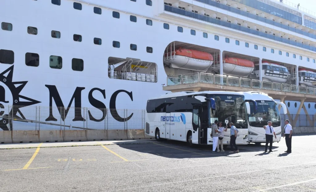 MSC Cruceros en Menorca: buses y excursiones | Menorca Bus