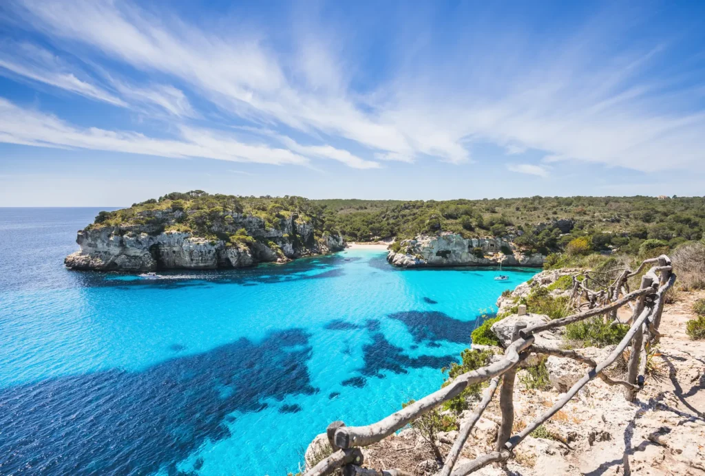 Temps de trasllat des de l’aeroport de Menorca a la teva destinació